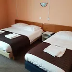 Du Rocher Hotel