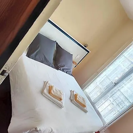 Du Rocher 2*